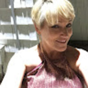 Meet your Posher, Sara ann